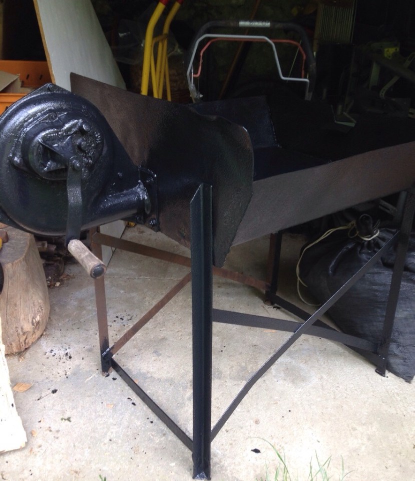 première demi couche de peinture